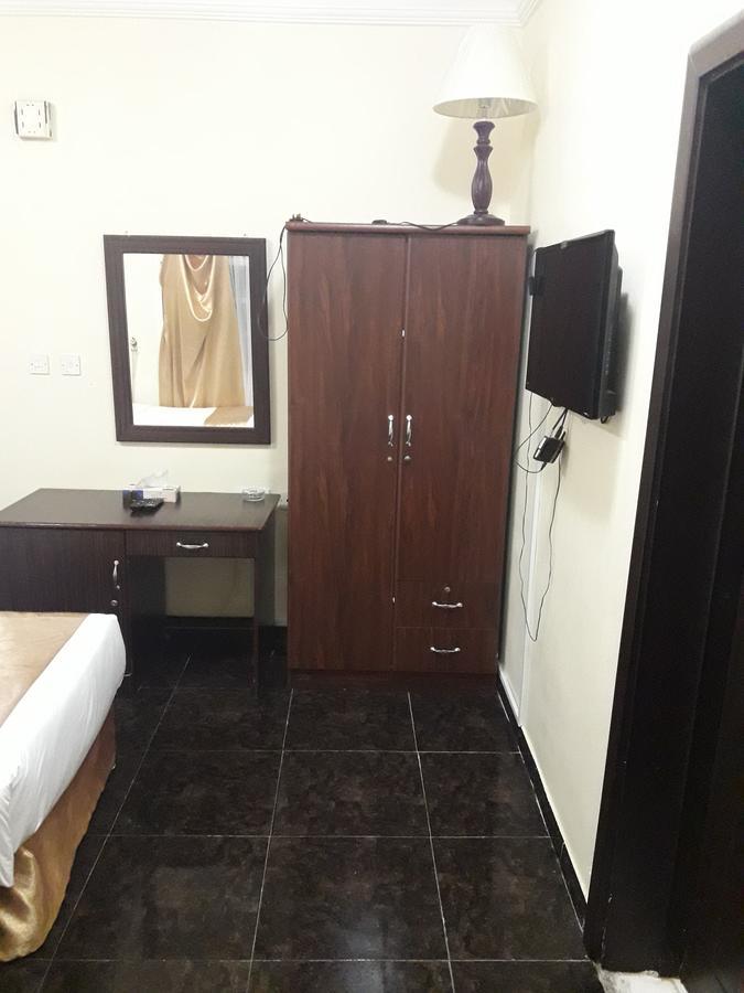 Lake Hotel Mukhi Extérieur photo